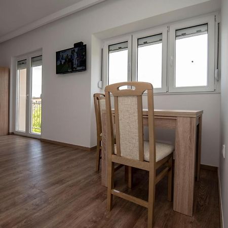 Apartman Arijana Trebin Dış mekan fotoğraf